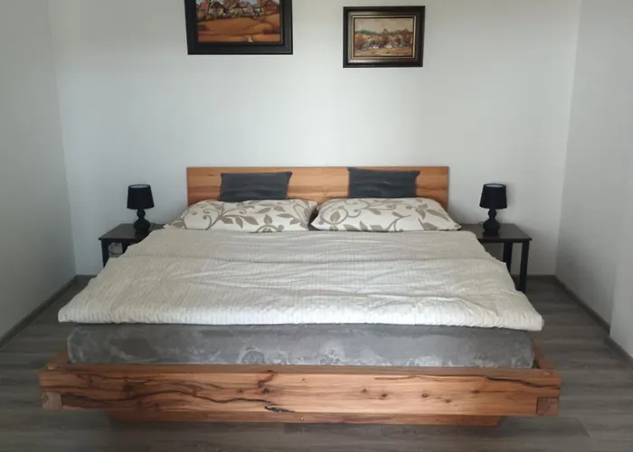 Apartman-znojmo 兹诺伊莫